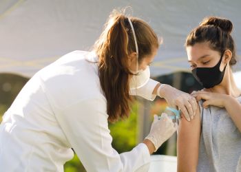 Vaccine clinic 2 cropped