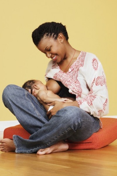 AA breastfeeding sitting