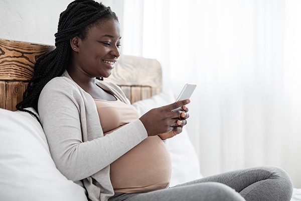 Expectant Mother Texting web